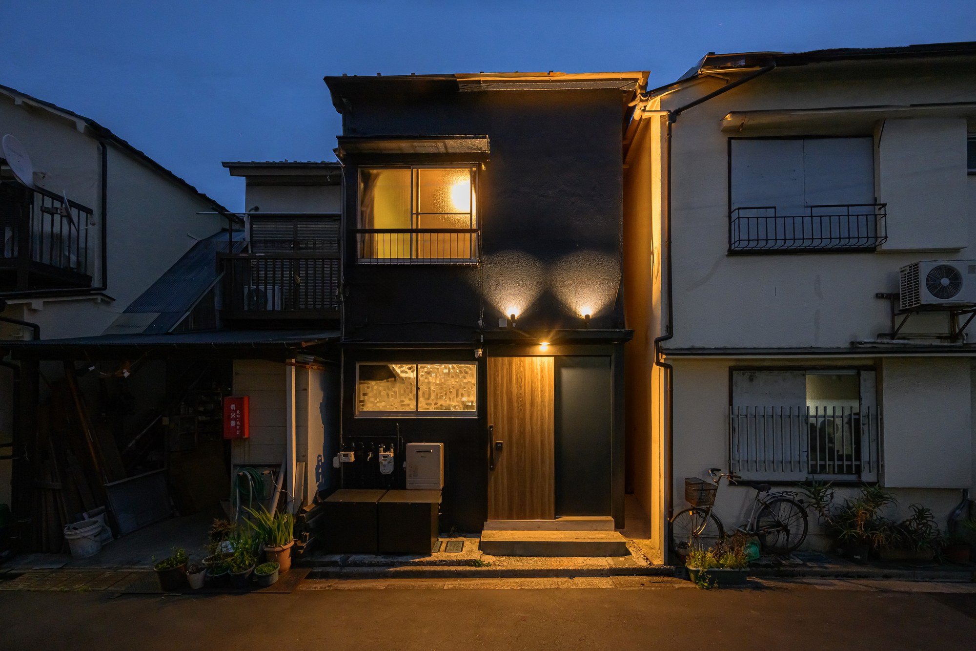 THE HOSPITEL 外観 — 東京・墨田区東向島に佇む医師監修・安眠特化型の1棟貸し邸宅ホテル